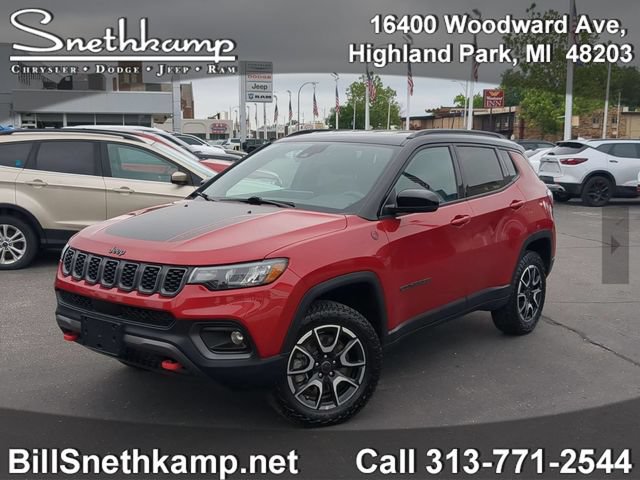 Used 2025 Jeep Compass Trailhawk