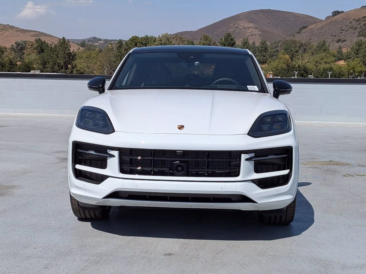 Certified 2025 Porsche Cayenne S AWD/4WD image 6