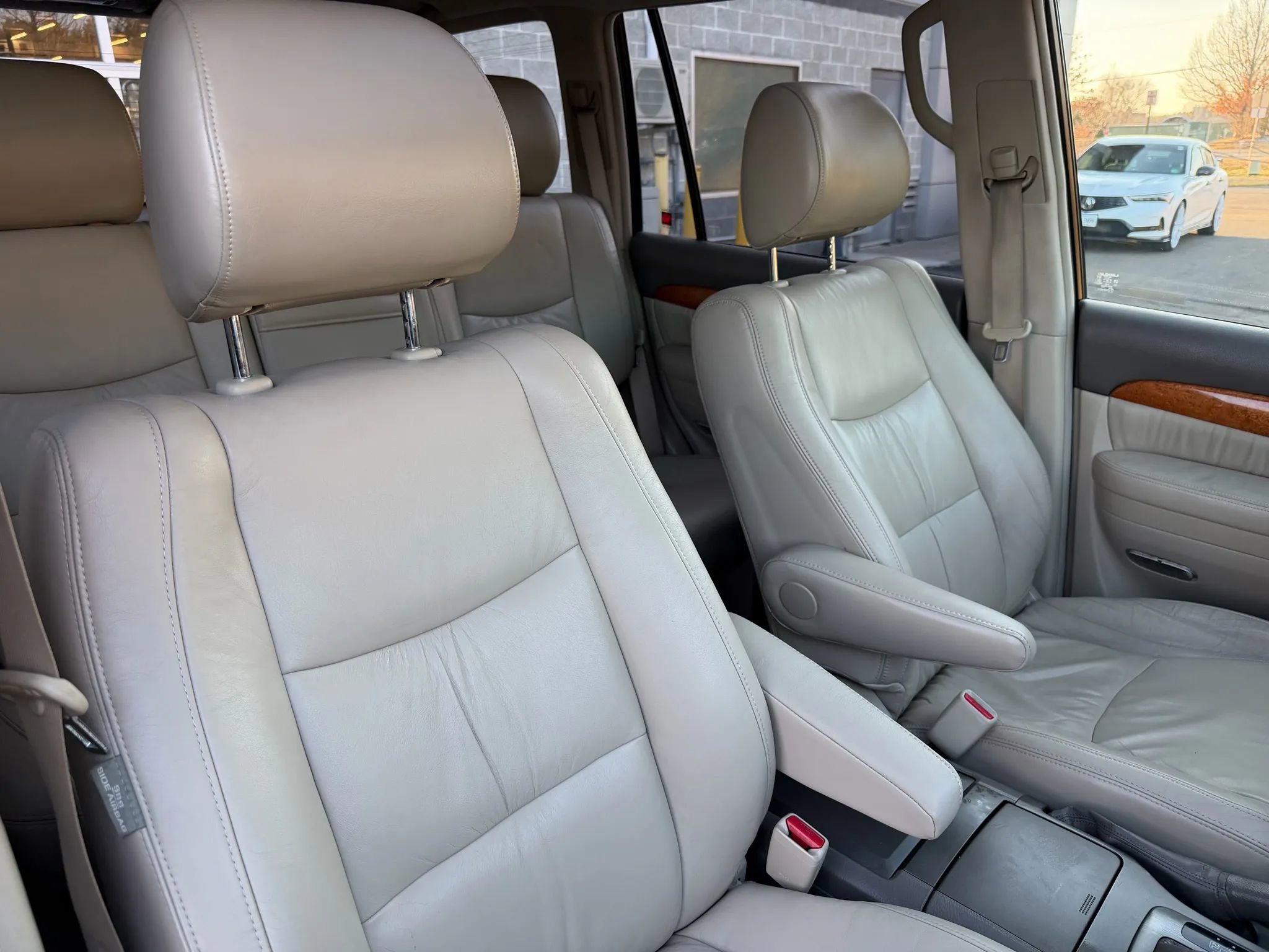 Used 2003 Lexus GX 470 image 36