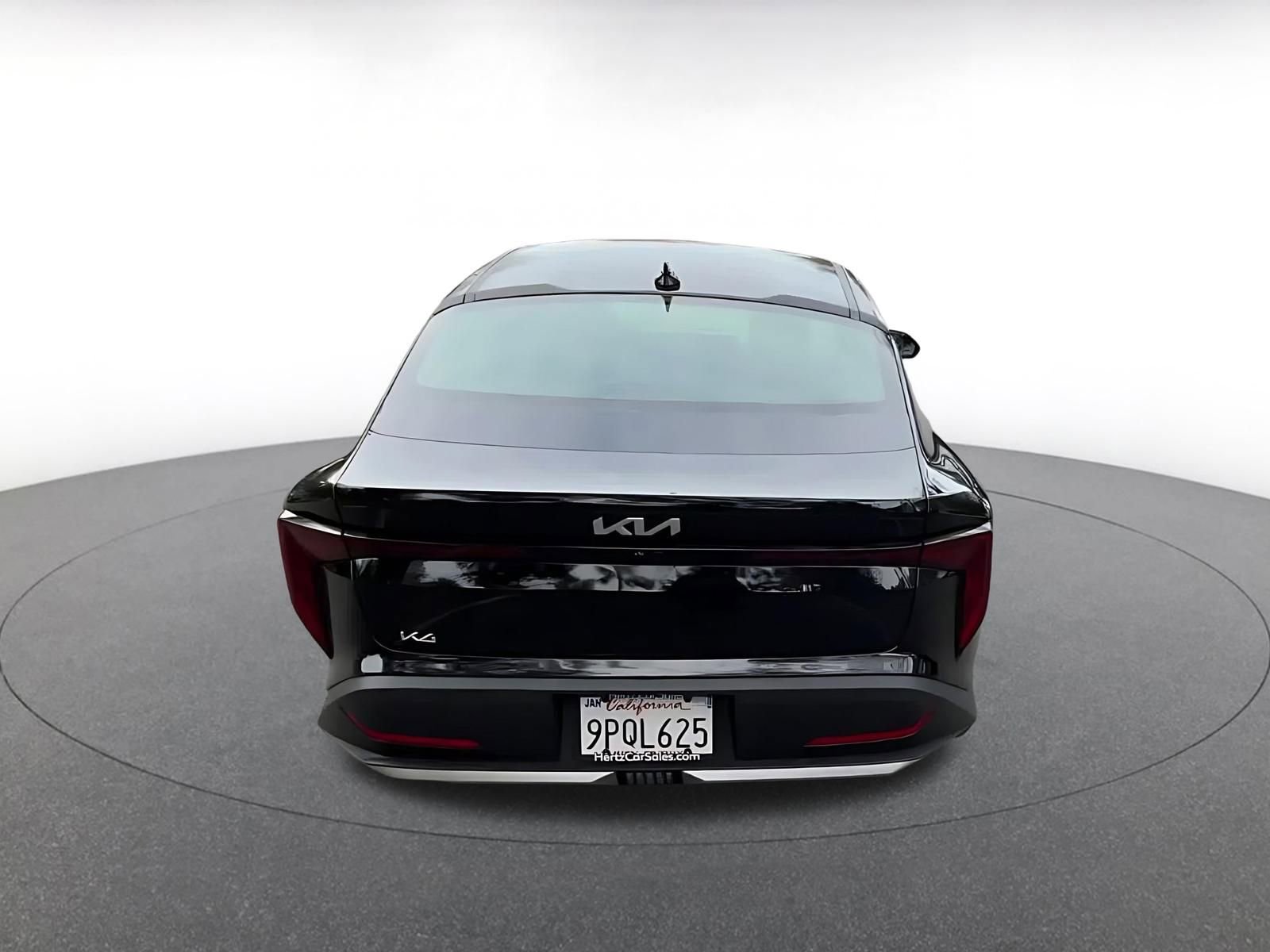 Used 2025 Kia K4 LXS image 12