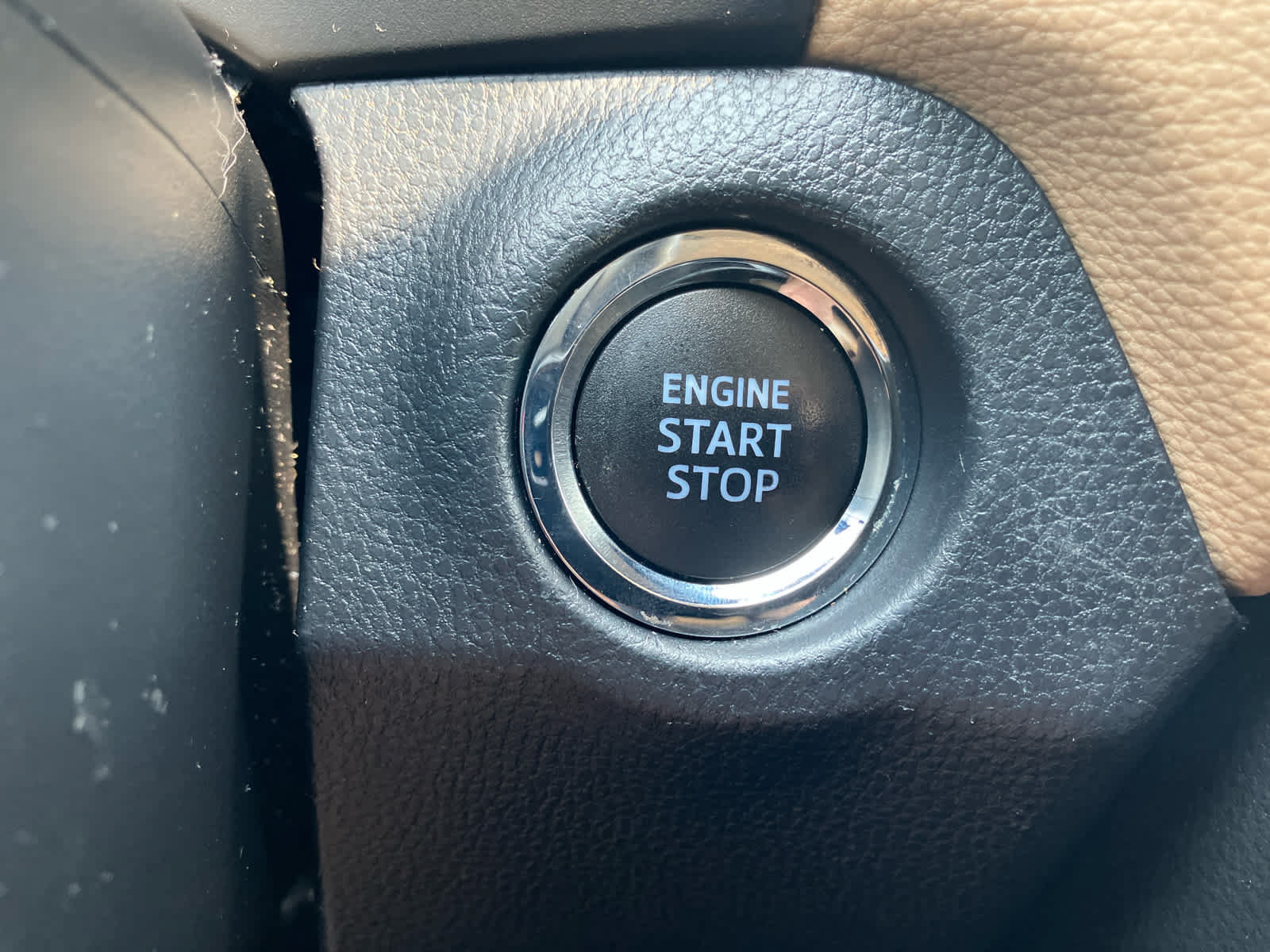 Certified 2020 Toyota RAV4 Limited AWD/4WD image 27