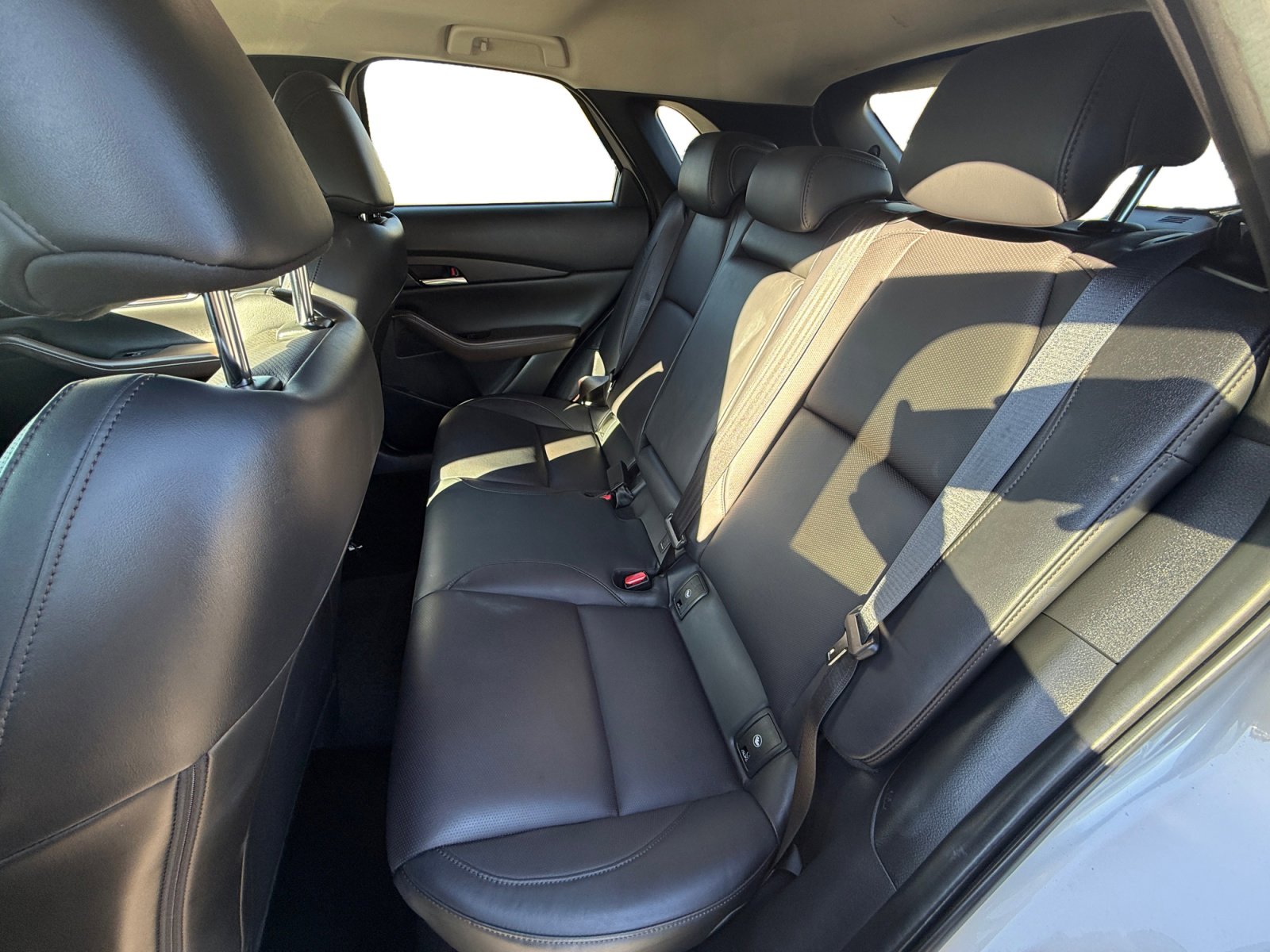 Used 2024 MAZDA CX-30 AWD 2.5 S w/ Premium Package image 16