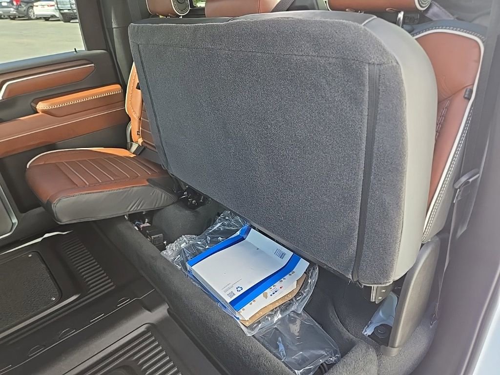 Used 2026 GMC Sierra 3500 Denali Ultimate image 51