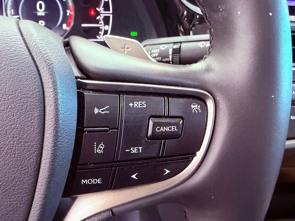 Certified 2024 Lexus ES 350 w/ Premium Package image 20