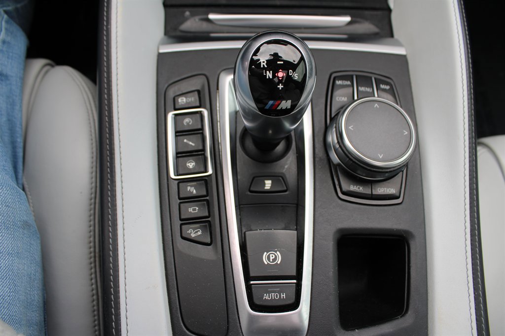 Used 2018 BMW X5 M w/ Executive Package image 28