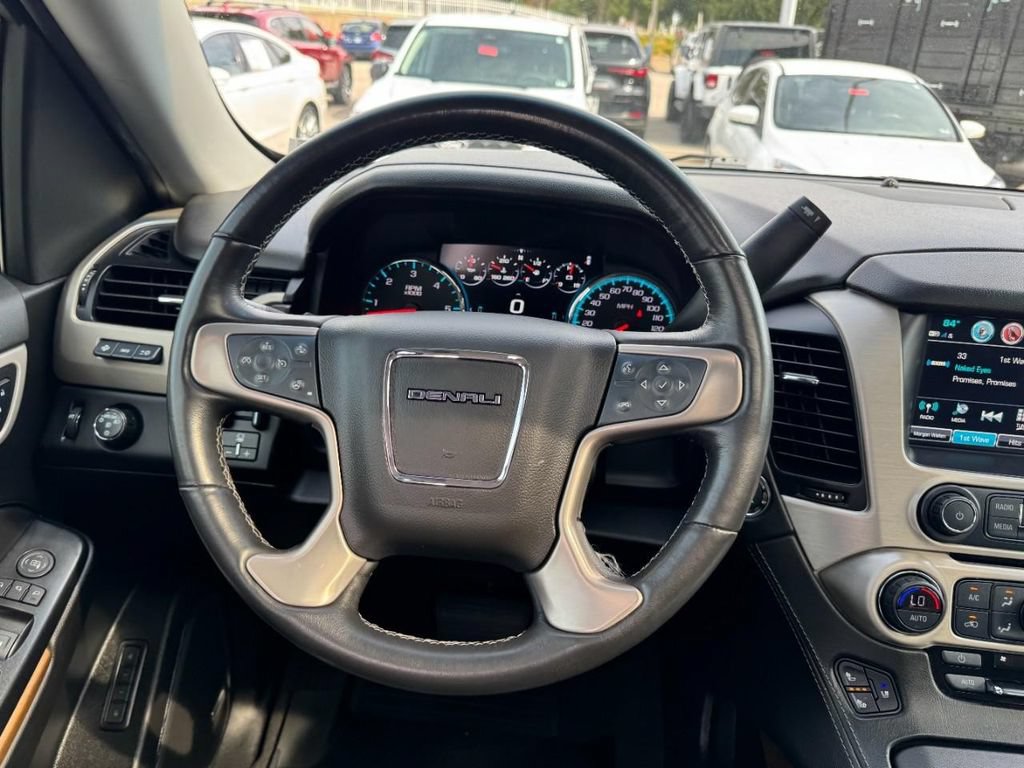 Used 2020 GMC Yukon Denali w/ Denali Ultimate Package RWD image 14