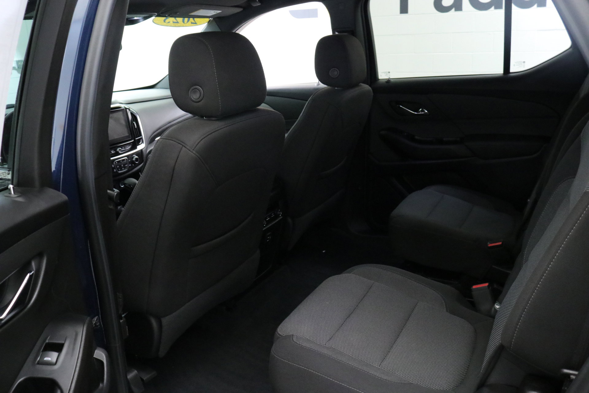 Used 2023 Chevrolet Traverse LT w/ LPO, Floor Liner Package image 25