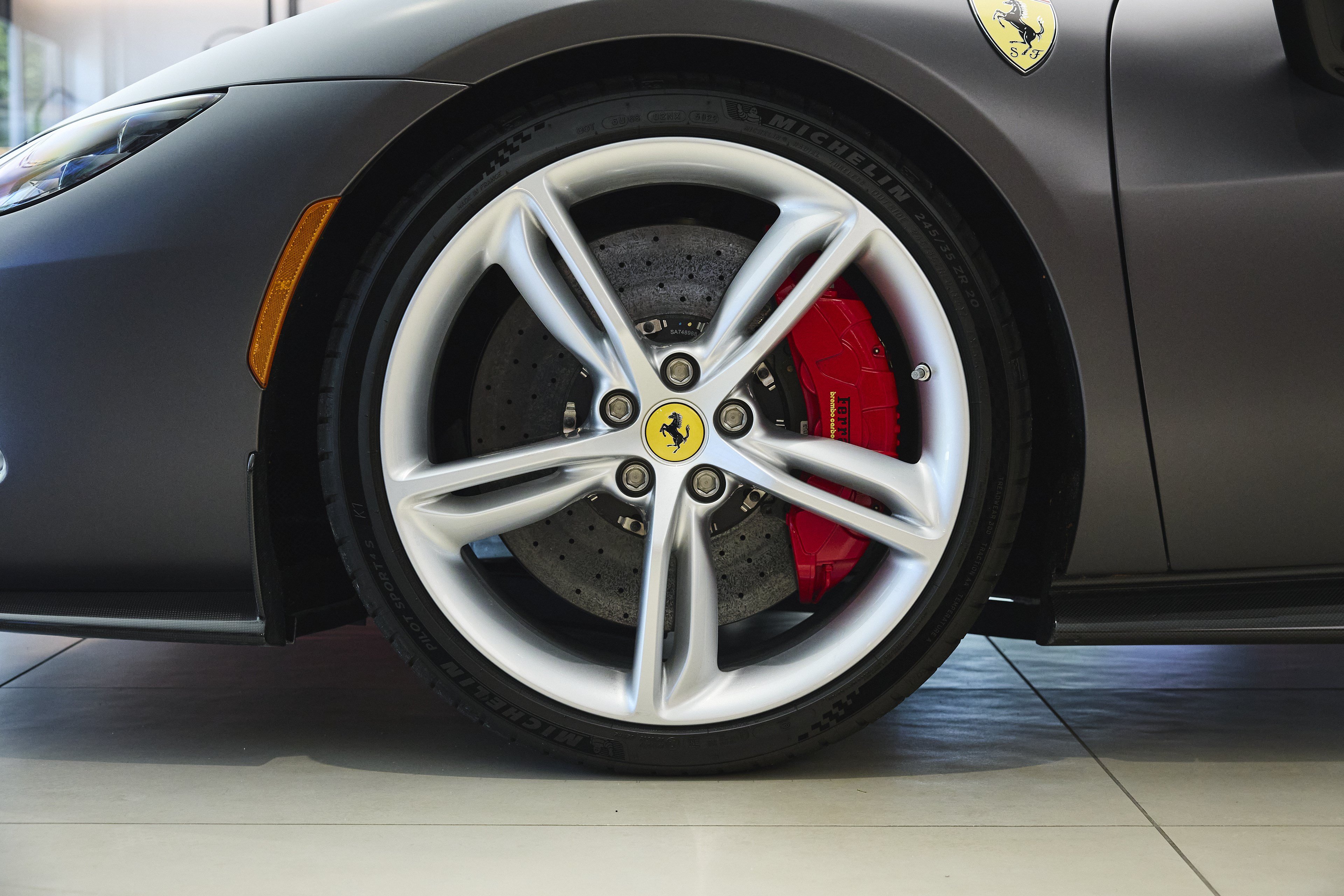 Used 2023 Ferrari 296 GTS RWD image 62