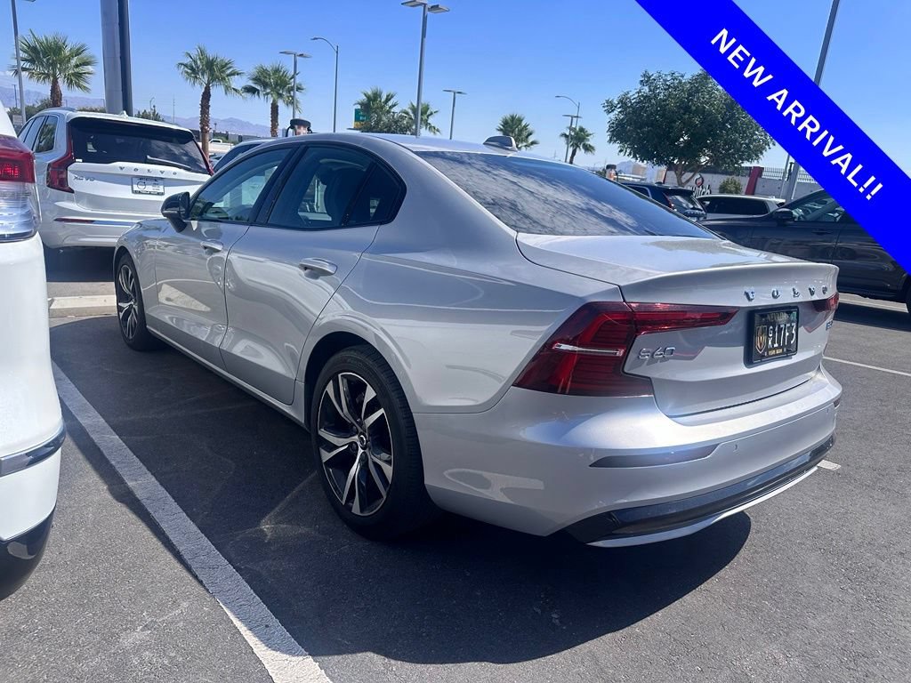 Certified 2025 Volvo S60 B5 Core AWD/4WD image 5