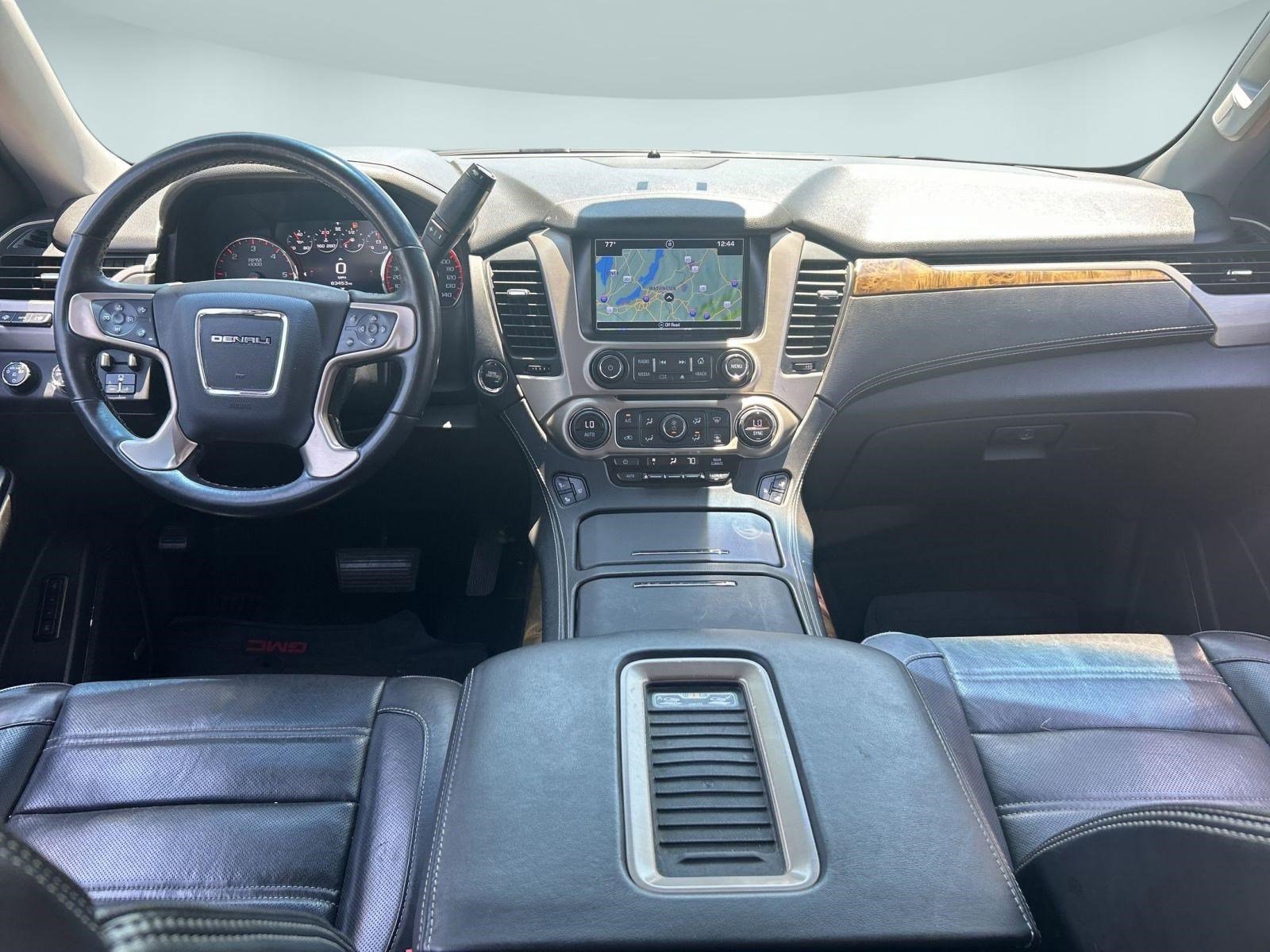 Used 2016 GMC Yukon XL Denali w/ Open Road Package AWD/4WD image 17