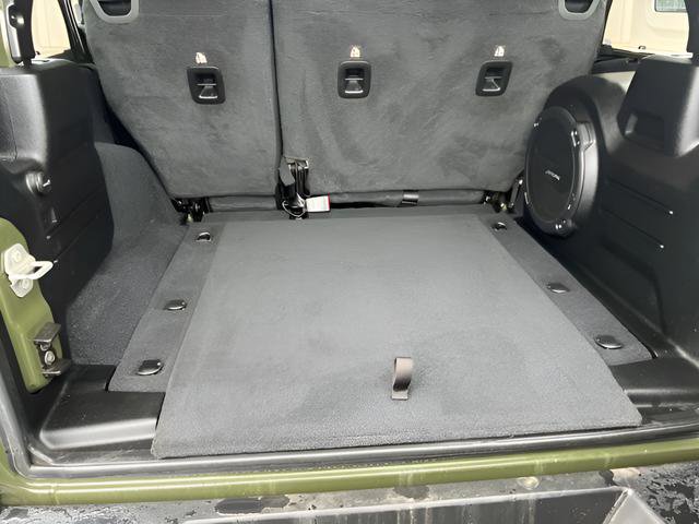 Used 2022 Jeep Wrangler Unlimited Sport image 19