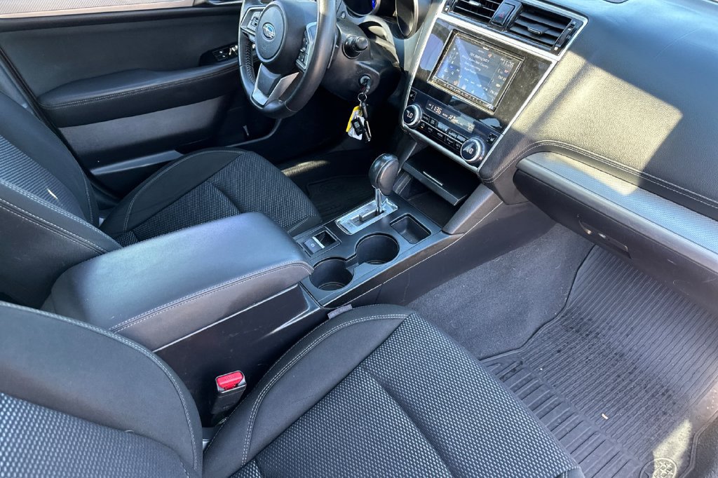Used 2018 Subaru Outback 2.5i Premium AWD/4WD image 21