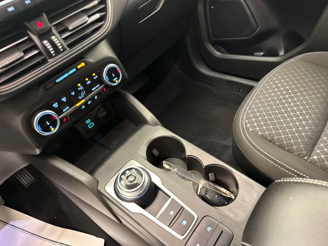 Used 2023 Ford Escape Active AWD/4WD image 20
