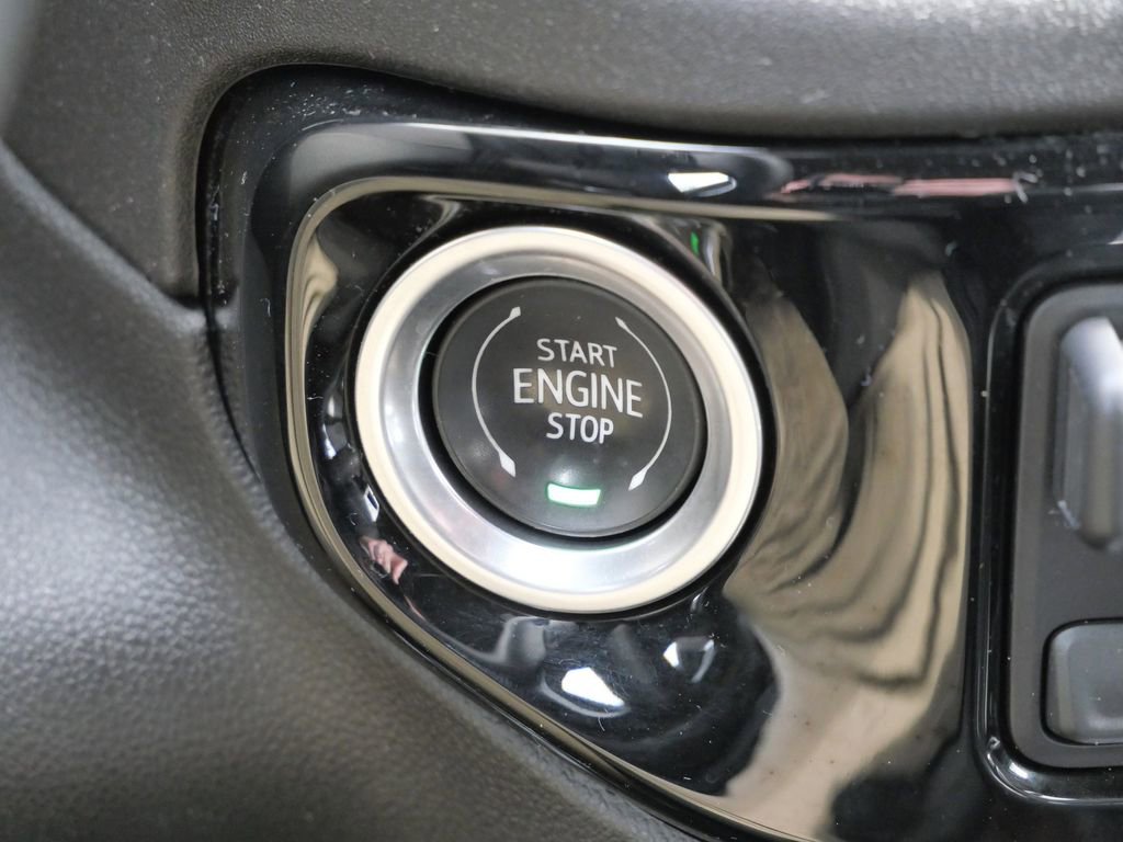 Used 2024 GMC Sierra 1500 Elevation image 41