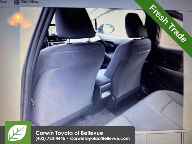 Used 2025 Toyota Corolla LE image 18