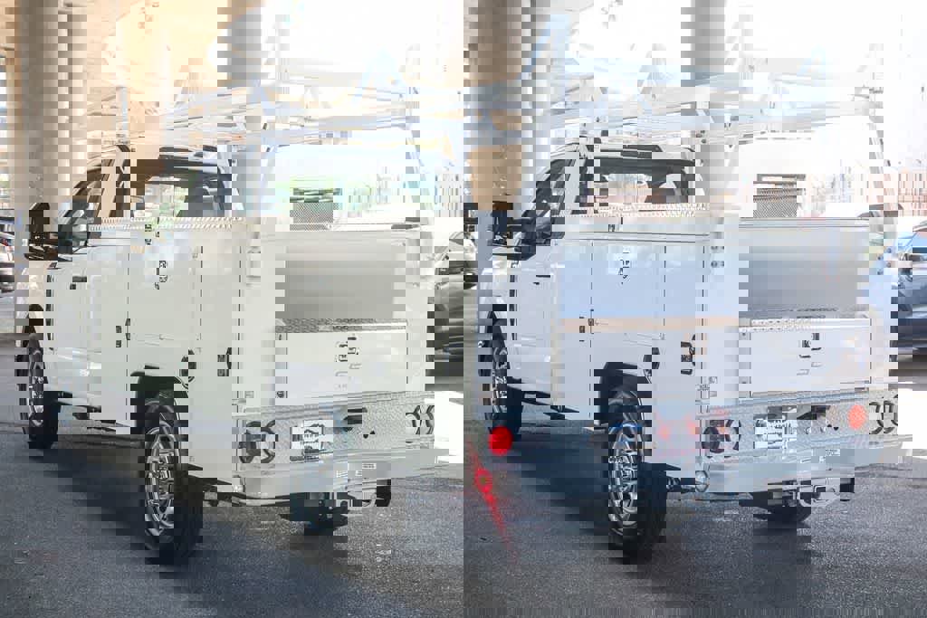 New 2026 Ford F350 XL w/ XL Chrome Package image 9