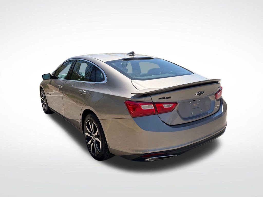 Used 2023 Chevrolet Malibu RS w/ LPO, Floor Liner Package FWD image 3