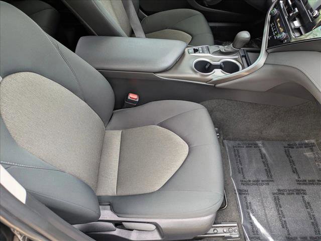 Used 2023 Toyota Camry LE image 19