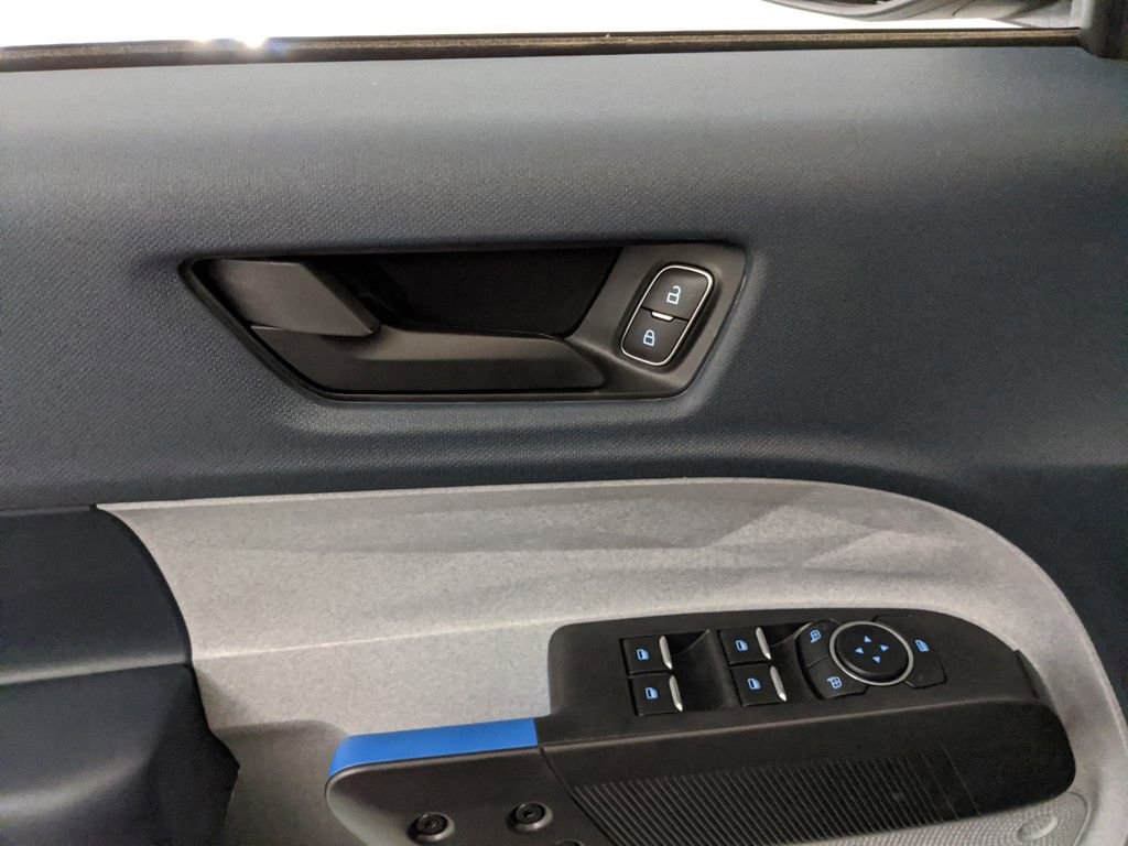 New 2025 Ford Maverick XLT w/ XLT Luxury Package image 22