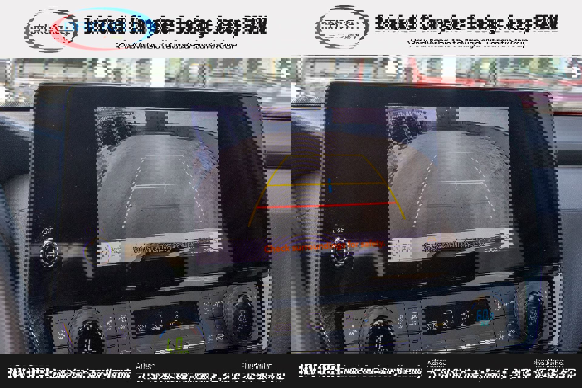 Used 2024 Toyota Grand Highlander XLE FWD image 32