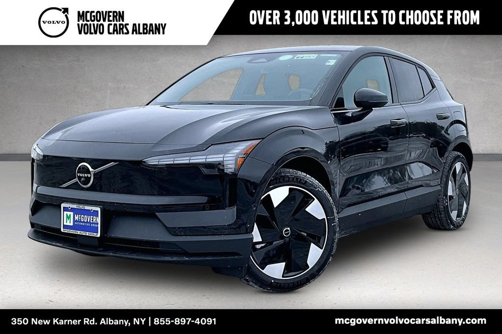New 2026 Volvo EX30 Ultra w/ Climate Package