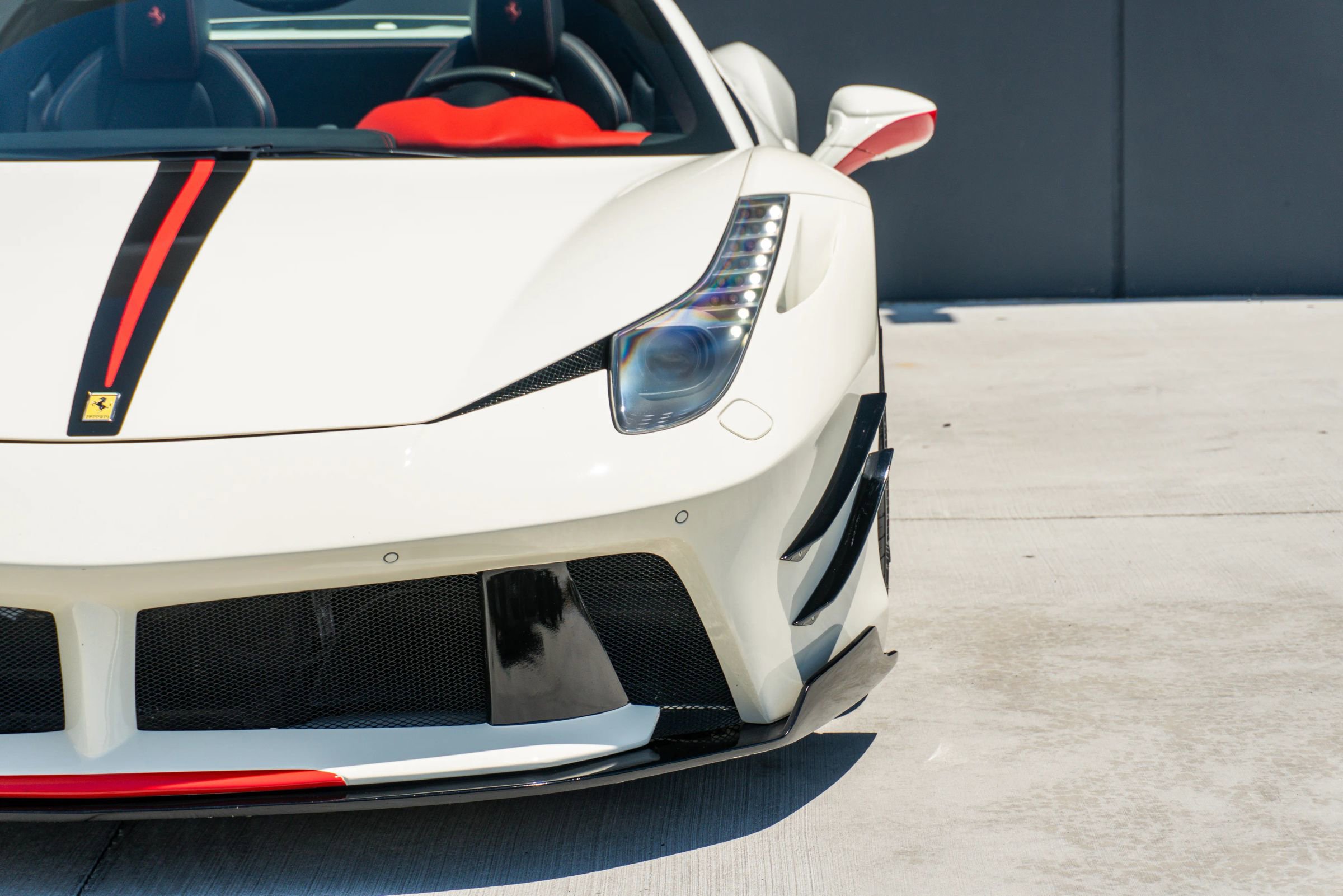 Used 2014 Ferrari 458 Spider RWD image 30