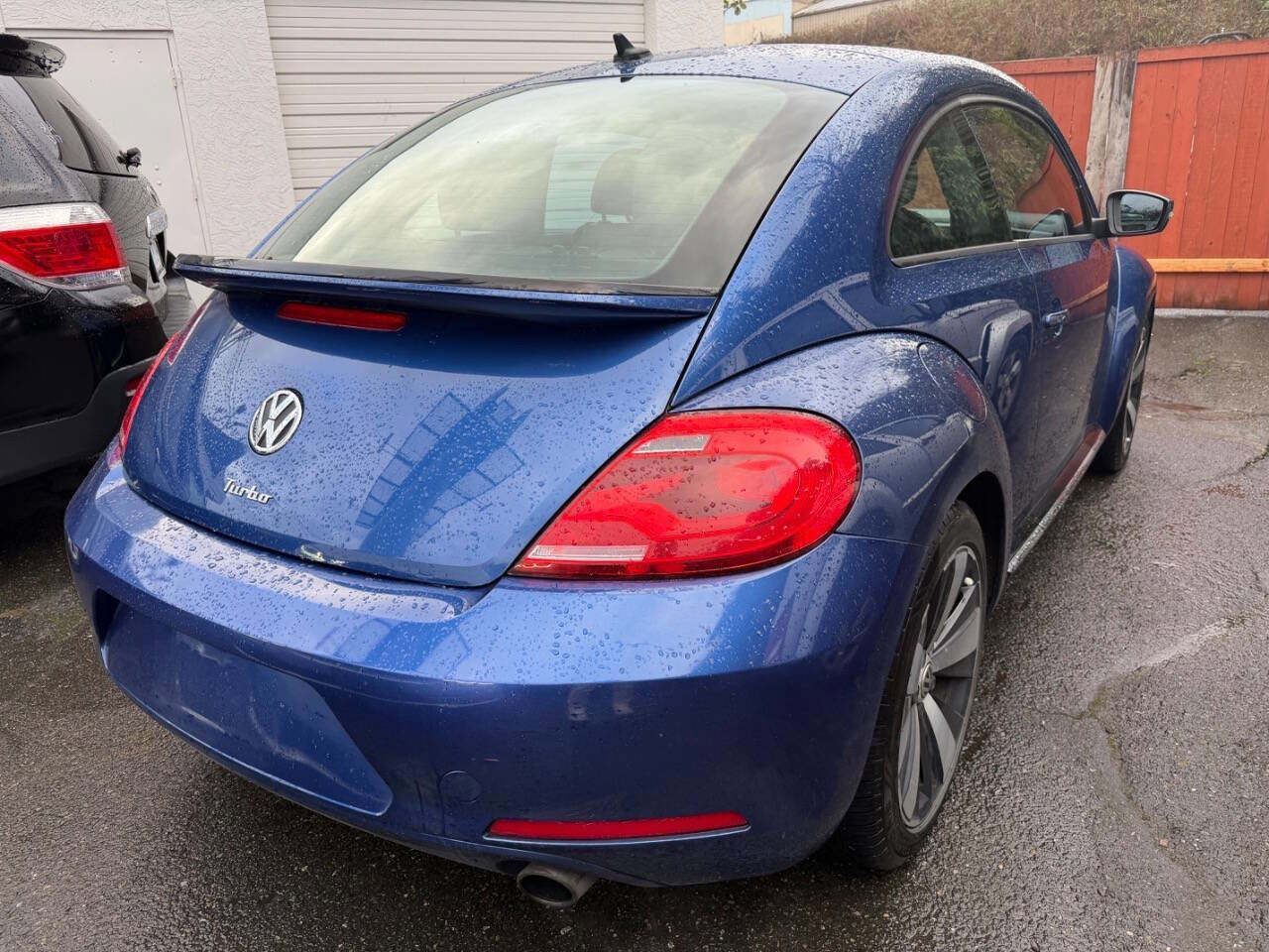 Used 2012 Volkswagen Beetle 2.0T FWD image 3