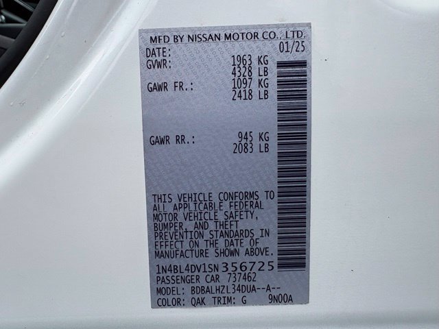 Used 2025 Nissan Altima 2.5 SV FWD image 29