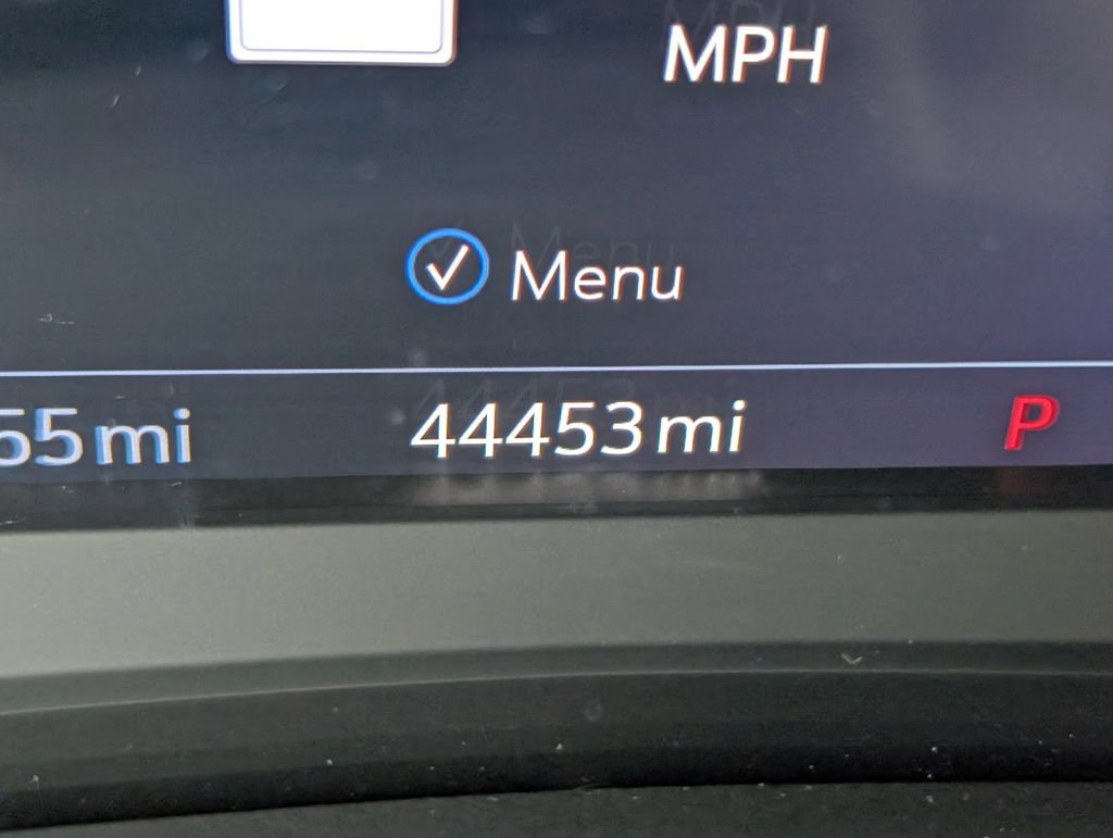 Used 2022 Cadillac XT6 Premium Luxury w/ Technology Package image 15