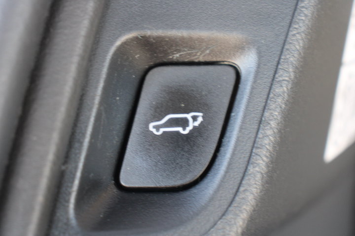 Used 2020 Toyota Sequoia Platinum AWD/4WD image 20