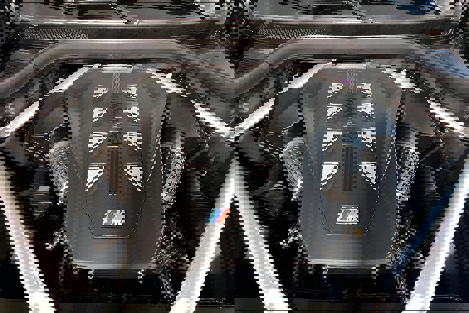 Used 2024 BMW X7 M60i w/ Executive Package image 31