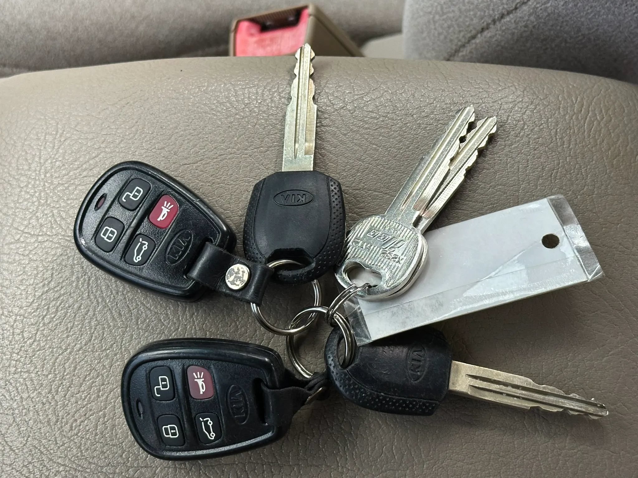 Used 2006 Kia Sorento 2WD image 8