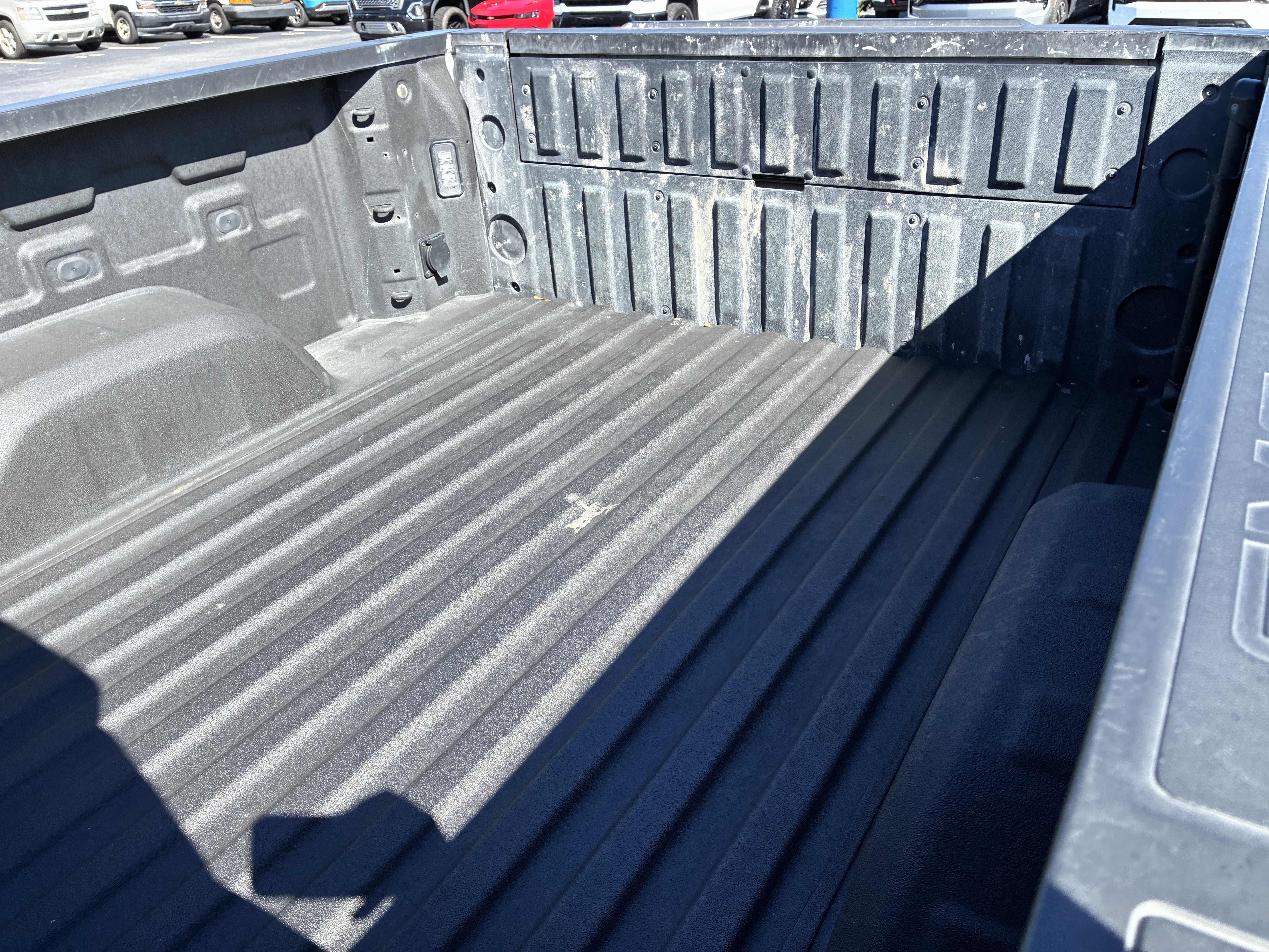 Used 2025 GMC Sierra 1500 AT4 AWD/4WD image 13