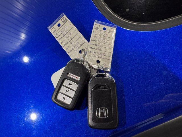 Used 2018 Honda Fit EX image 30