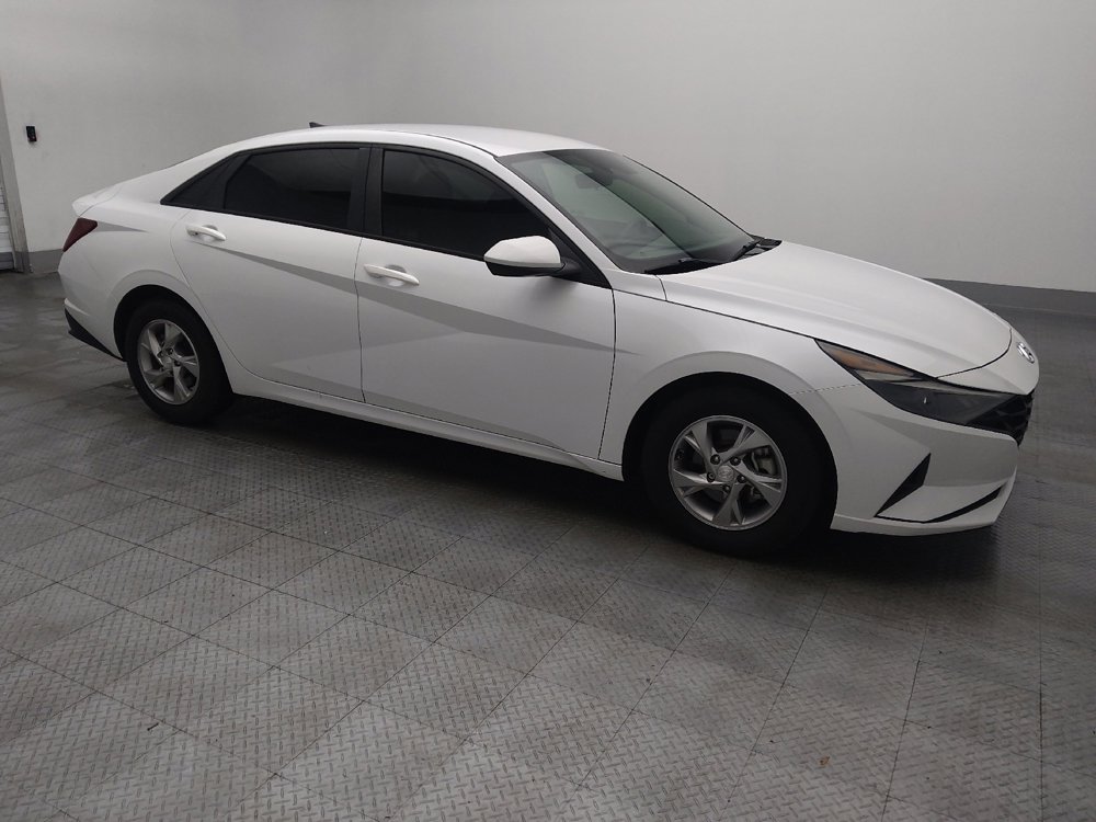Used 2021 Hyundai Elantra SE image 11