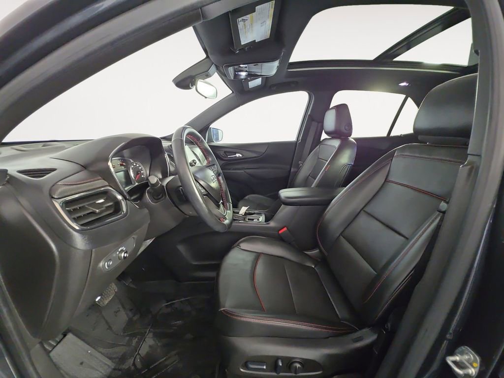 Used 2023 Chevrolet Equinox RS w/ RS Leather Package AWD/4WD image 9