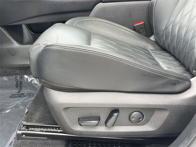 Used 2023 Nissan Rogue Platinum w/ Platinum Premium Package image 19