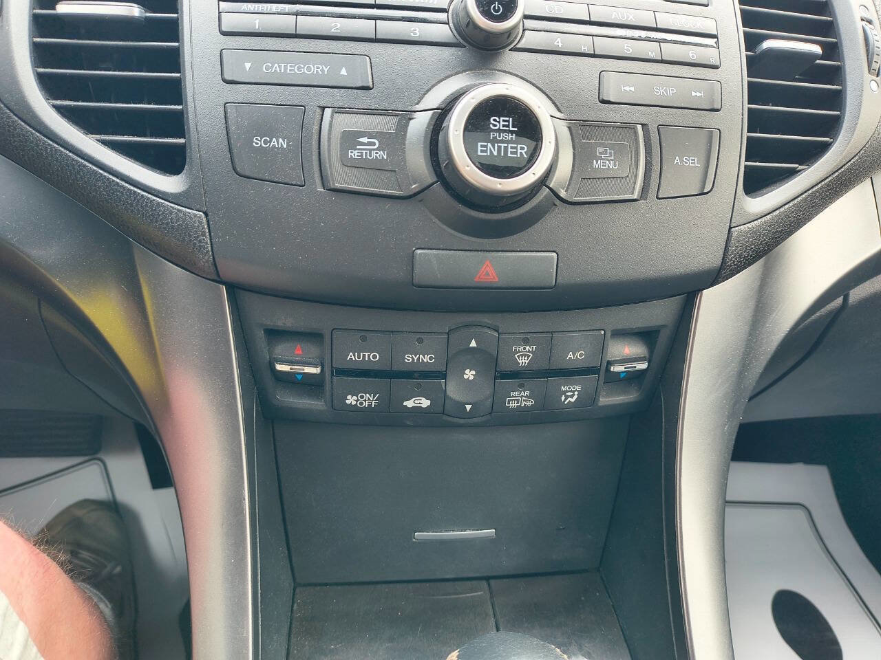 Used 2014 Acura TSX Sedan FWD image 22
