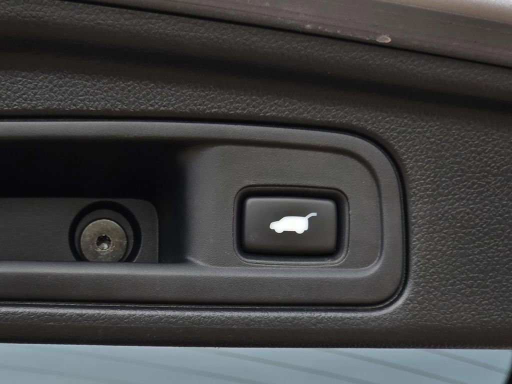 Used 2022 Honda Pilot Special Edition image 10