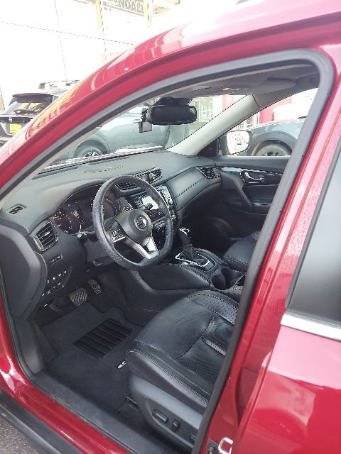 Used 2019 Nissan Rogue SL w/ Premium Package AWD/4WD image 12