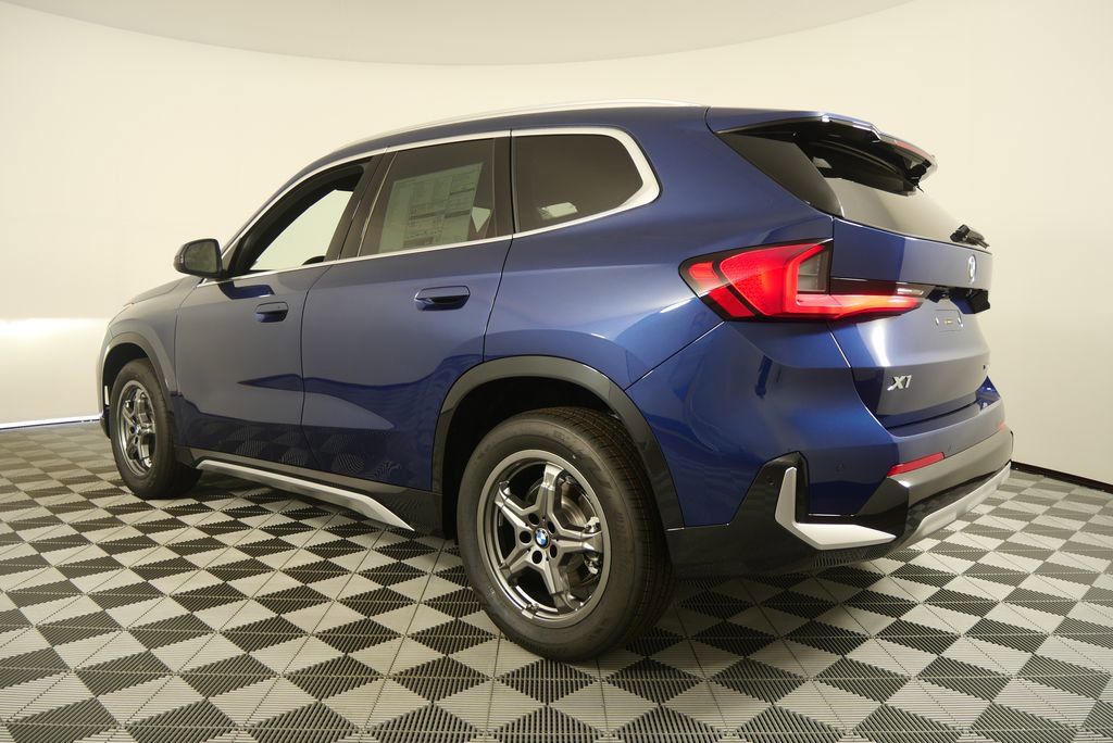 Used 2025 BMW X1 xDrive28i w/ Convenience Package AWD/4WD image 5