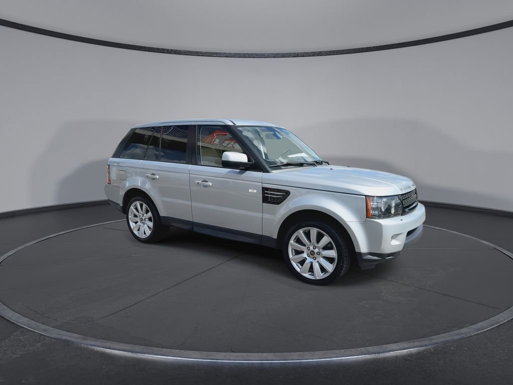 Used 2013 Land Rover Range Rover Sport HSE image 2