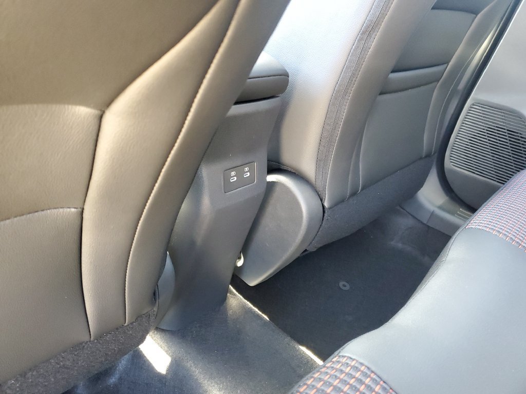 New 2027 Nissan Kicks SR w/ SR Premium Package FWD image 15