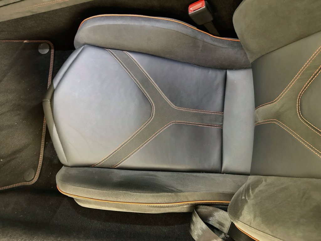 Used 2024 Lamborghini Revuelto AWD/4WD image 19