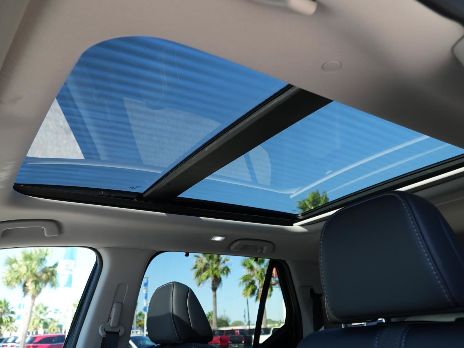 New 2025 Honda Pilot Touring image 17