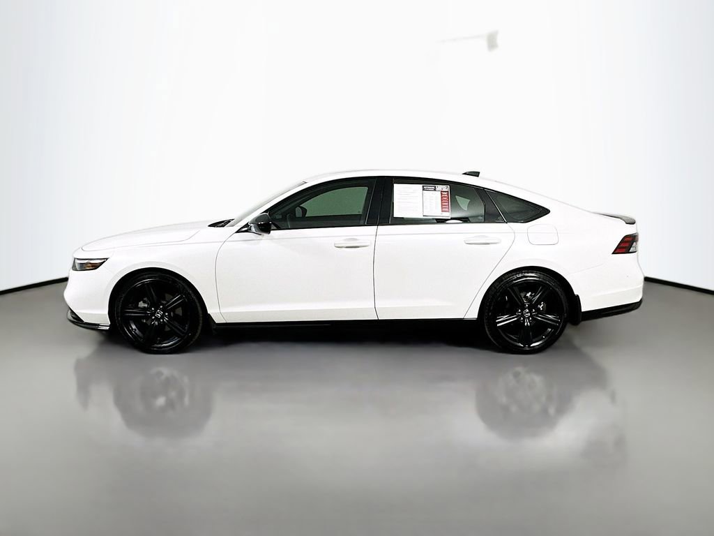 Used 2025 Honda Accord Sport image 5