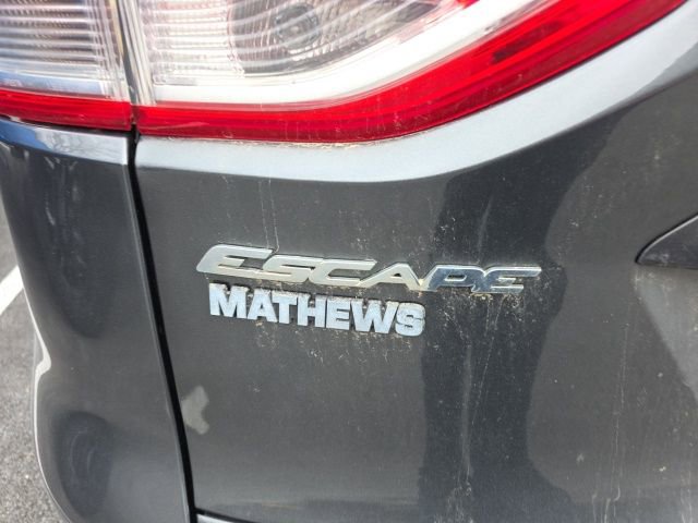 Used 2016 Ford Escape SE image 16