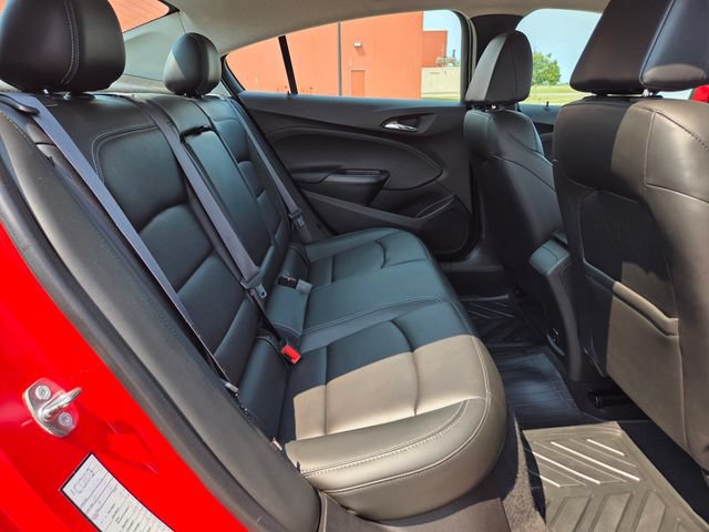 Used 2017 Chevrolet Cruze Premier FWD image 41