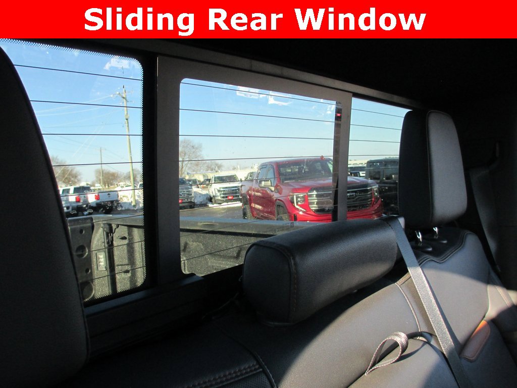 Used 2022 GMC Sierra 1500 AT4 w/ AT4 Premium Package image 23