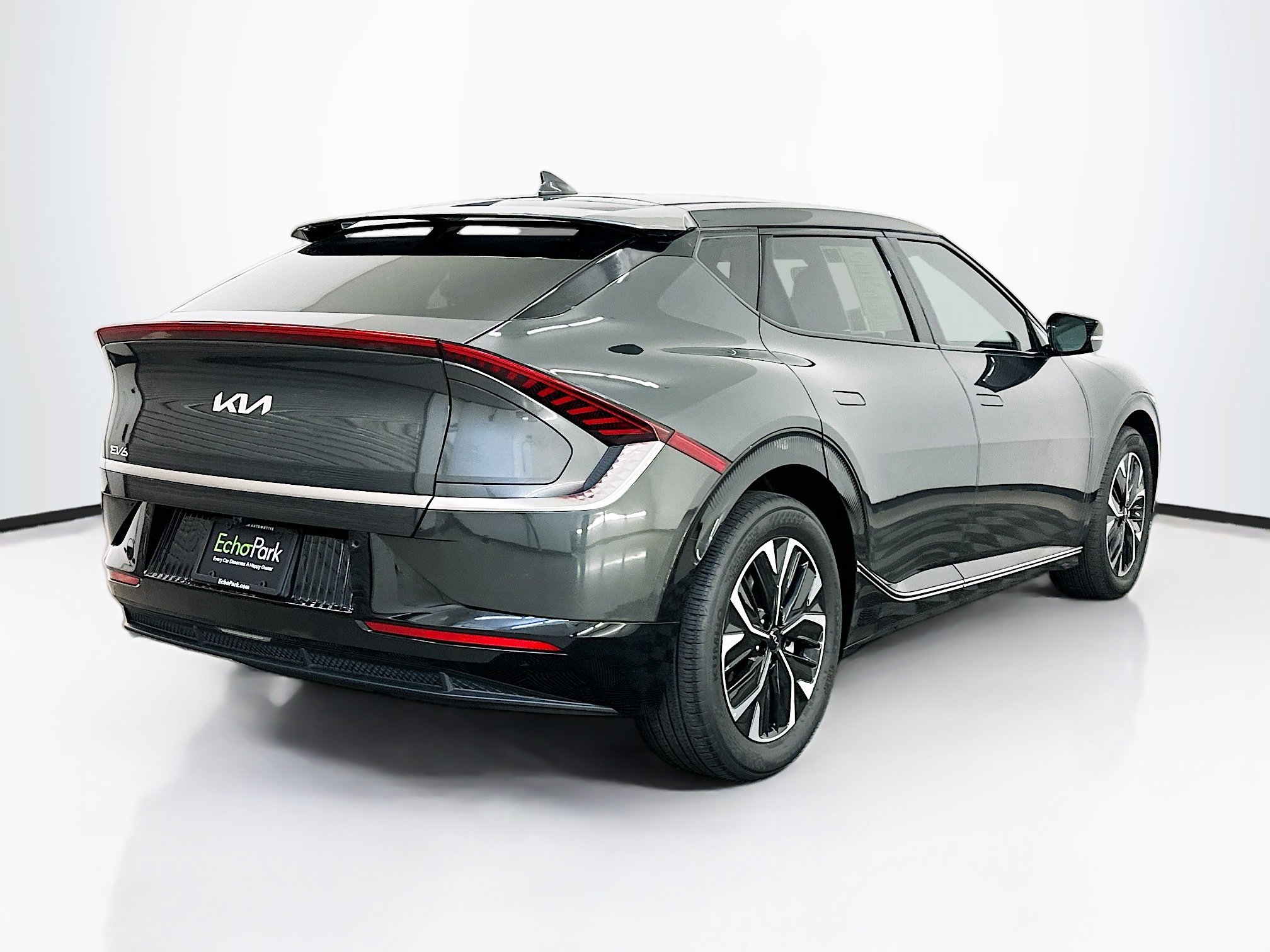 Used 2024 Kia EV6 Wind image 9